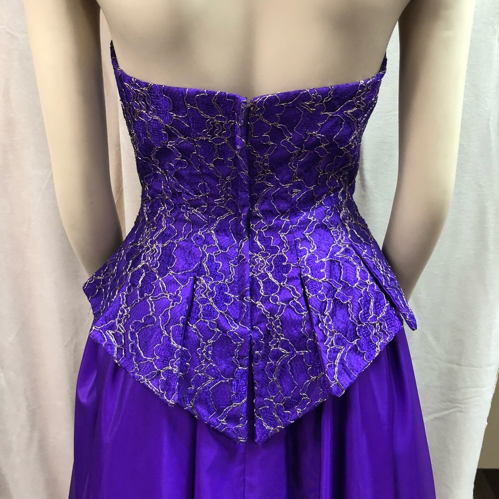 Vintage 80's Purple Strapless Formal Gown - Picture 4 of 7